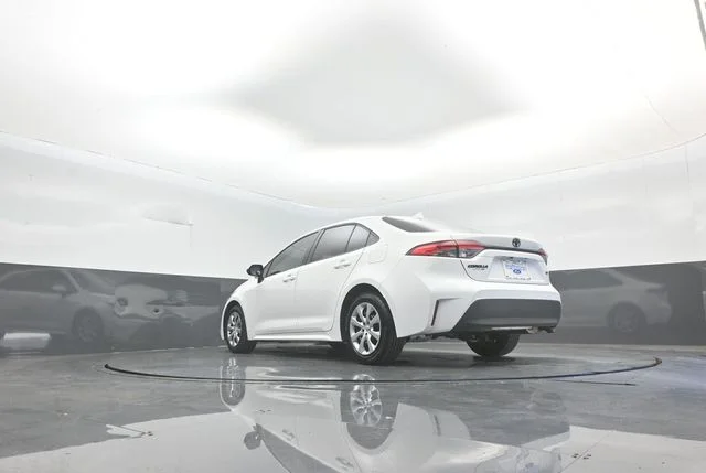 Used 2023 White Toyota LE image 37