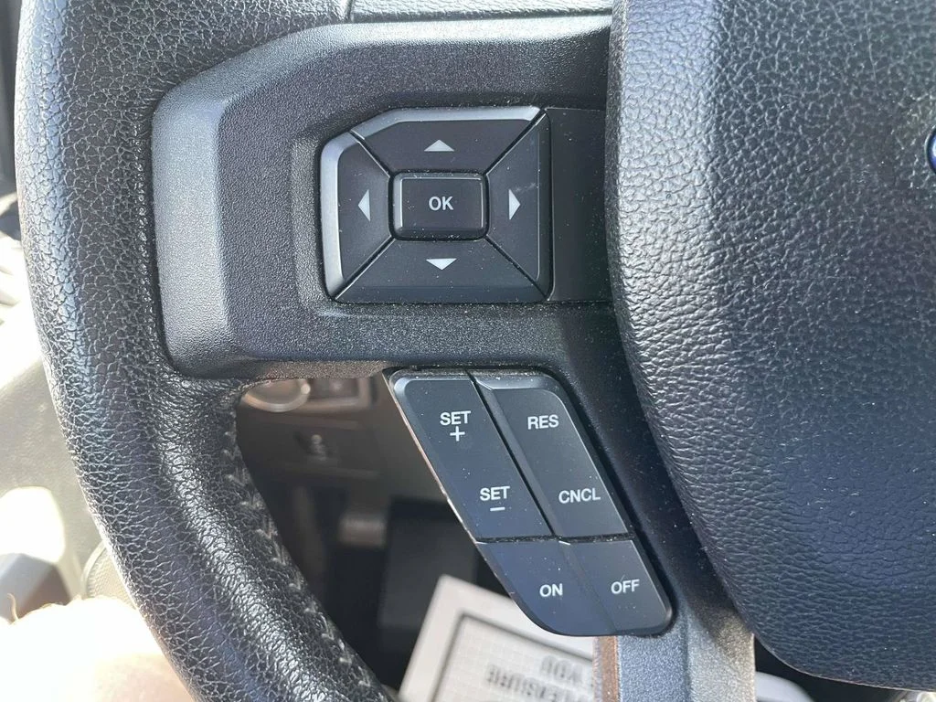 Used 2016 Black Ford XLT image 26