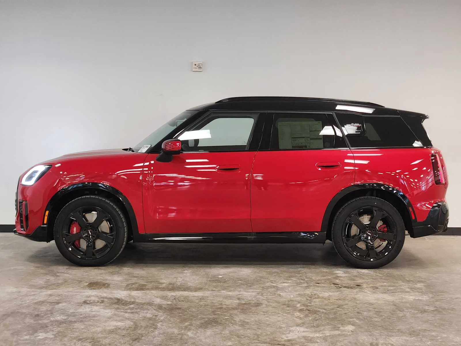 New 2027 Chili Red MINI John Cooper Works image 2