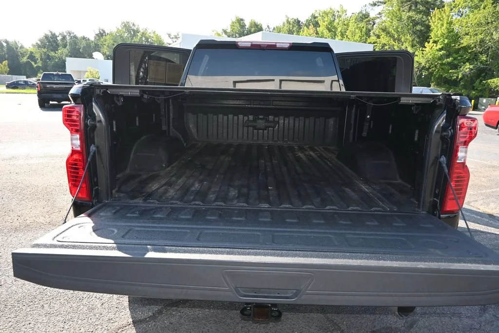 Used 2023 Black Chevrolet LT image 32