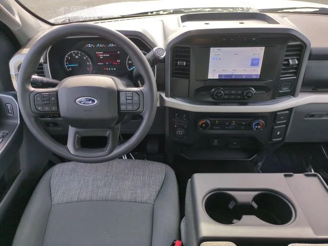 Used 2021 White Ford XLT image 27