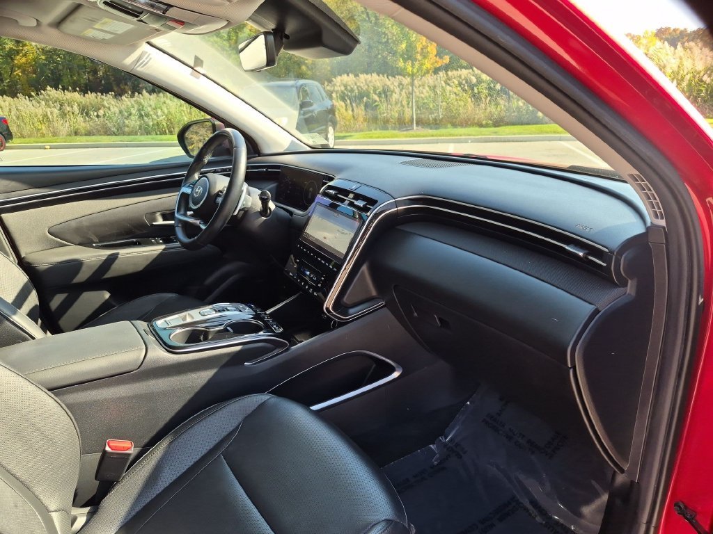 Used 2022 Red Hyundai Limited image 33