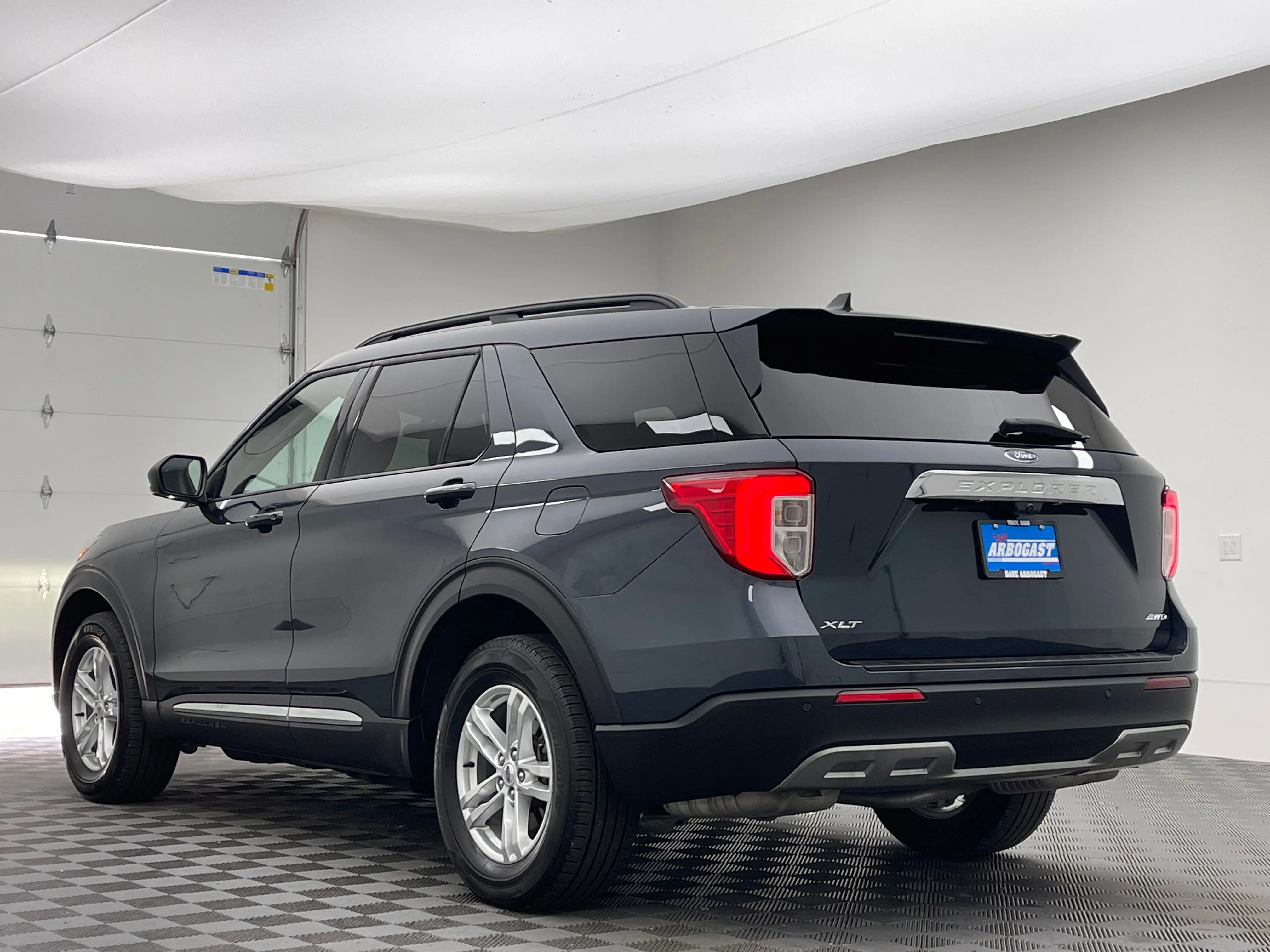 Used 2023 Stone Blue Metallic Ford XLT image 11