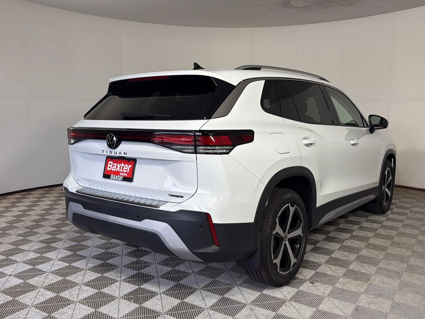 New 2026 Pure White Volkswagen SE image 6