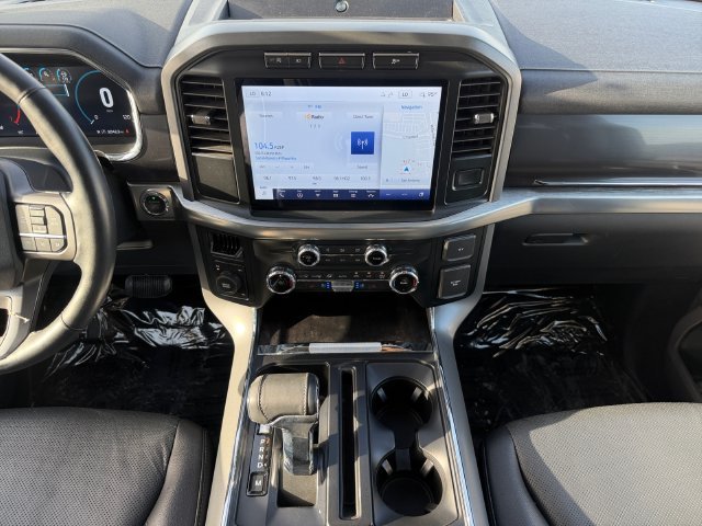 Used 2022 Blue Ford Lariat image 15