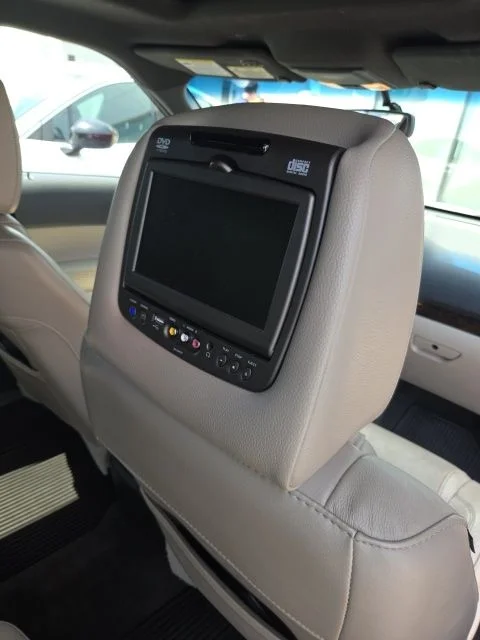 Used 2015 Red Ford Limited image 17