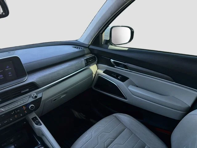 Used 2022 White Kia SX image 26
