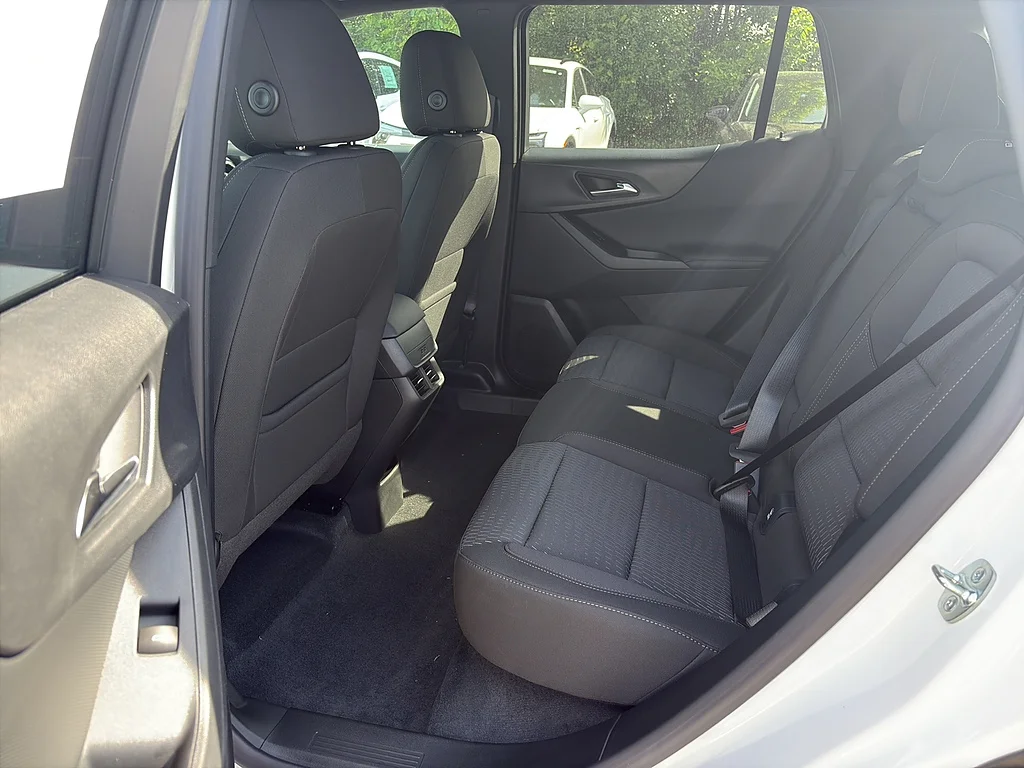 2026 Chevrolet Equinox LT - Photo 10