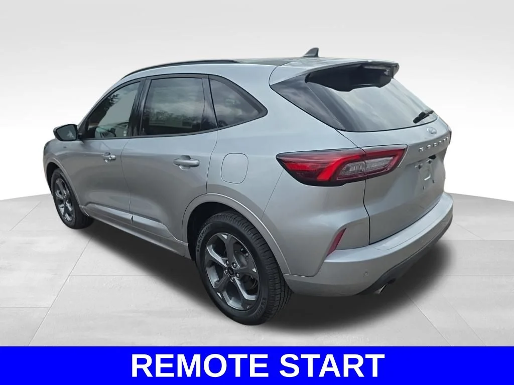 Certified Used 2024 Silver Metallic Ford ST-Line image 9