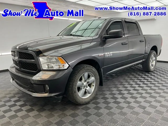 2017 RAM 1500 Express 4x4 Crew Cab 5'7's photo