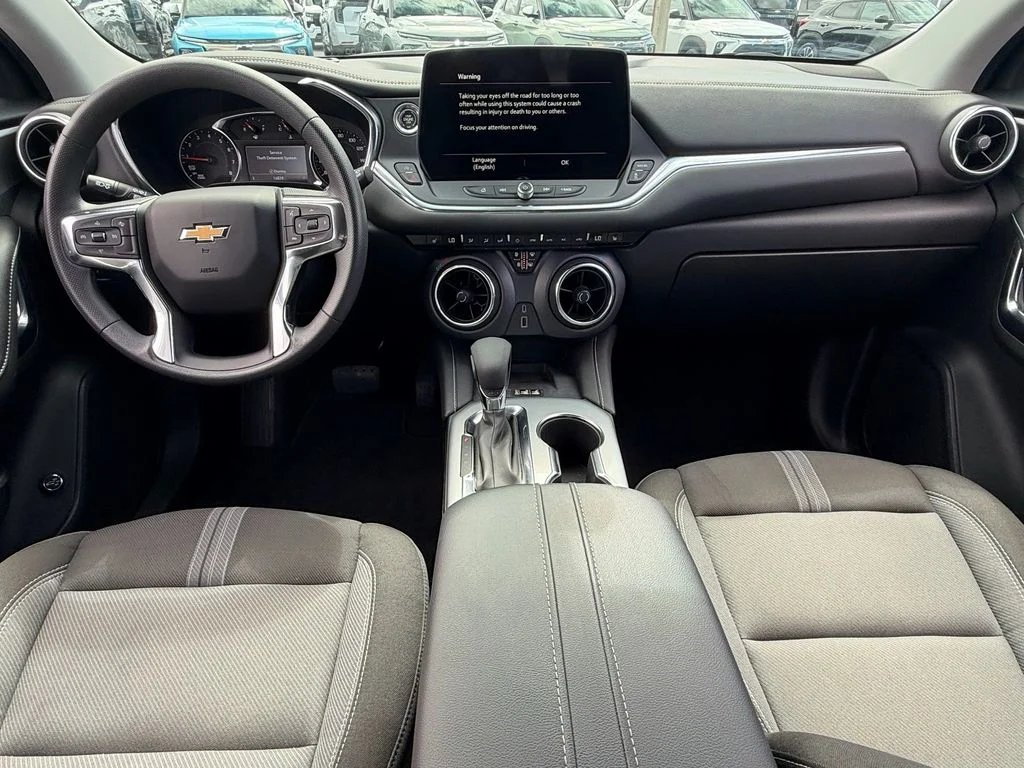 Used 2023 White Chevrolet LT image 14