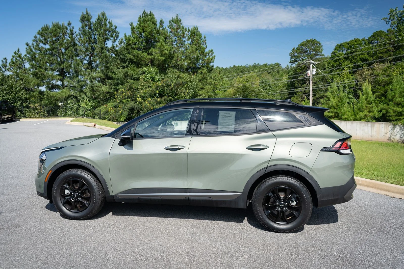 Used 2023 Green Kia X-Pro image 7