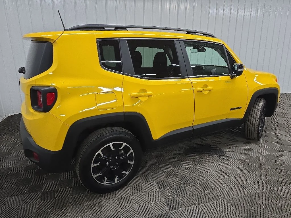 Used 2023 Yellow Jeep Latitude image 3