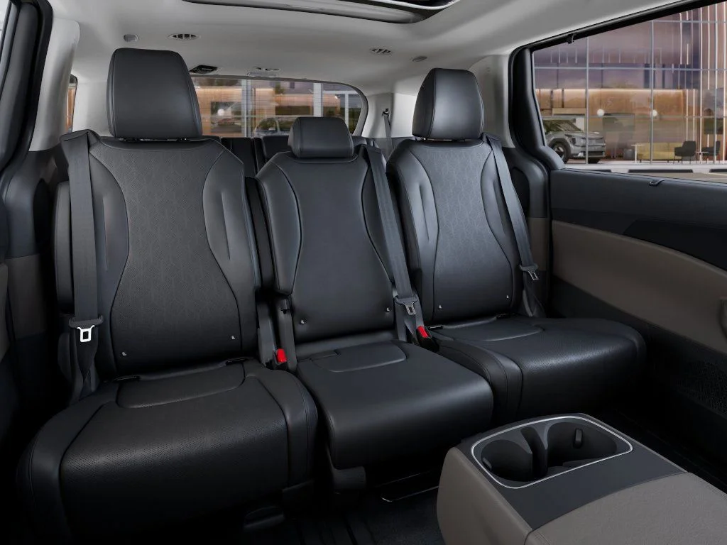 2026 Kia Carnival SX - Photo 16