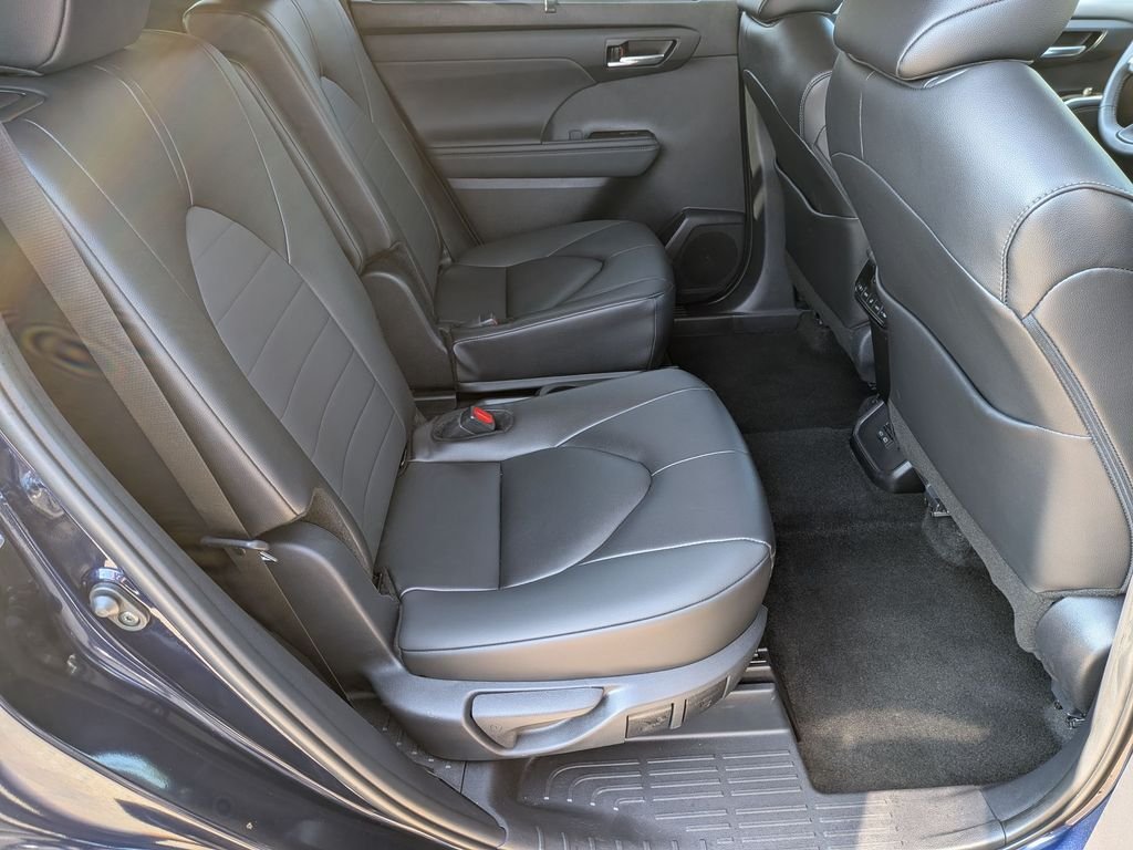Used 2026 Blue Toyota XLE image 18
