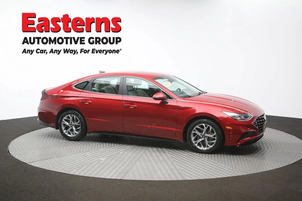 Used 2023 Red Hyundai SEL image 46