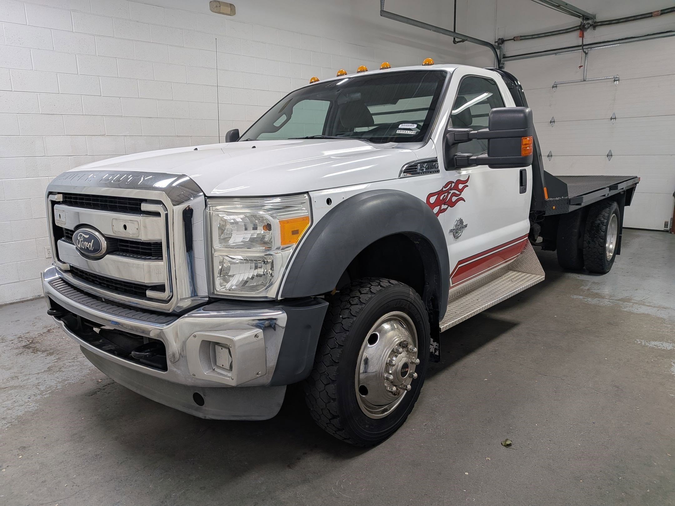 Used 2011 Oxford White Ford XLT image 9