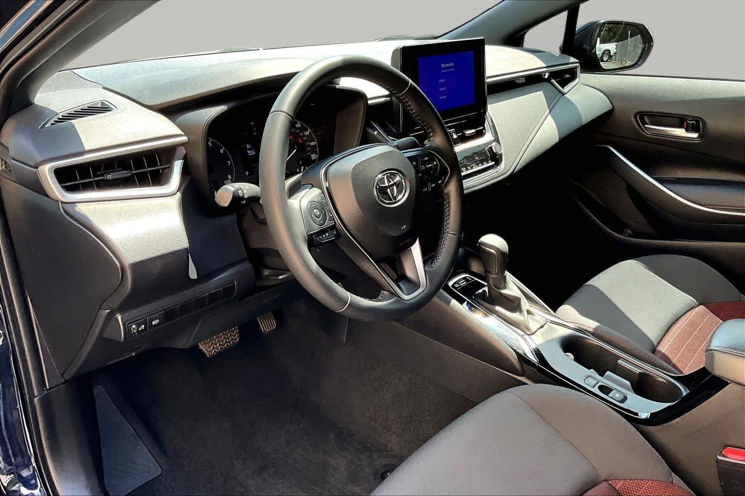 Used 2025 Blueprint Toyota SE image 18