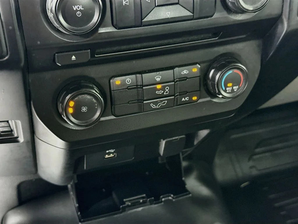 Used 2018 Oxford White Ford XL image 7