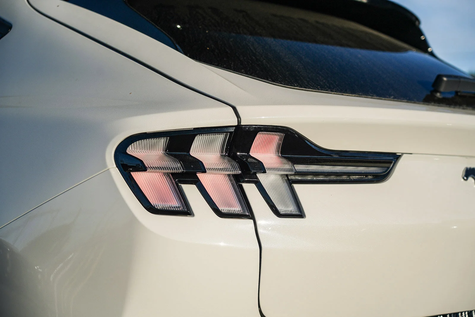 New 2026 Star White Metallic Tri-coat Ford Select image 9