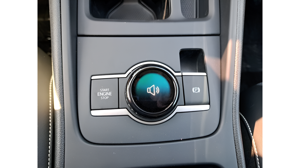 2025 Volkswagen Tiguan SE - Photo 26