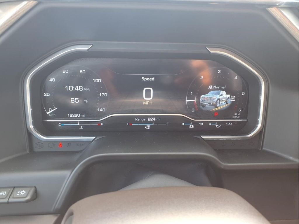 Used 2024 White GMC Denali image 18