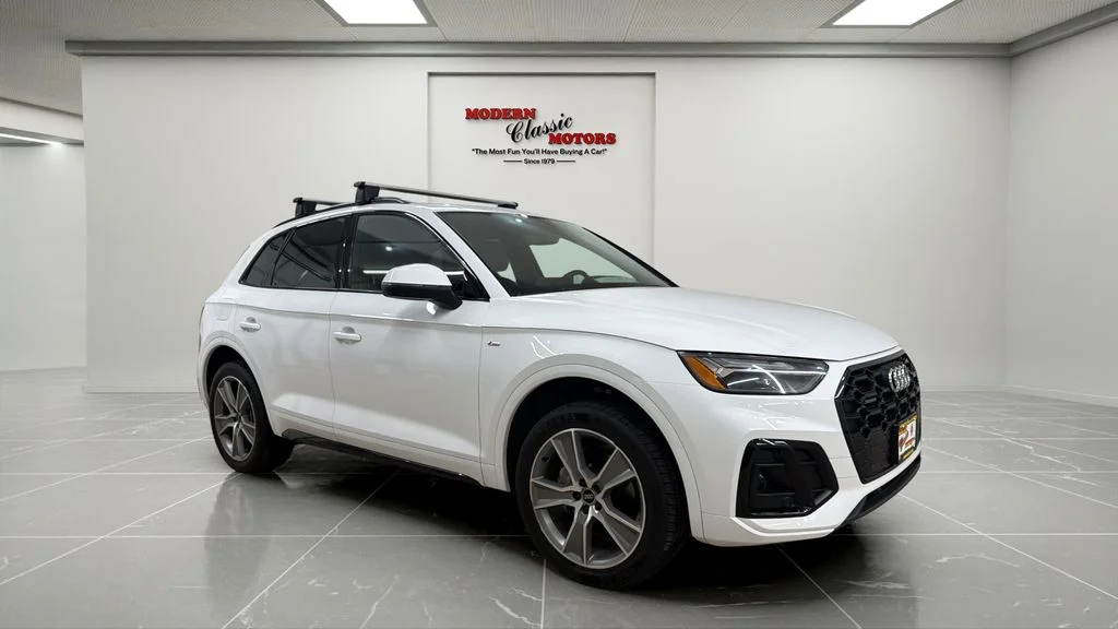 2025 Audi Q5 45 Premium's photo