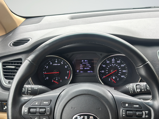 Used 2020 Black Kia EX image 23