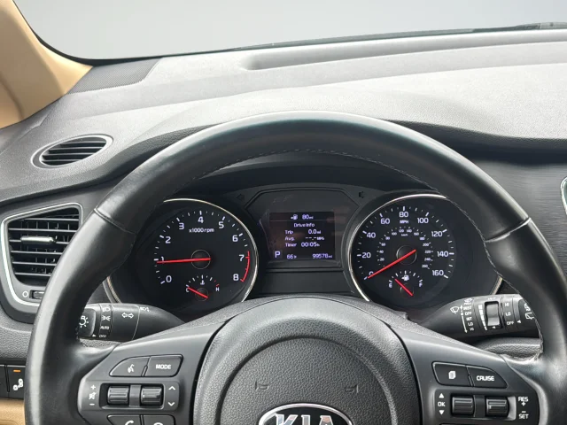 Used 2020 Black Kia EX image 23