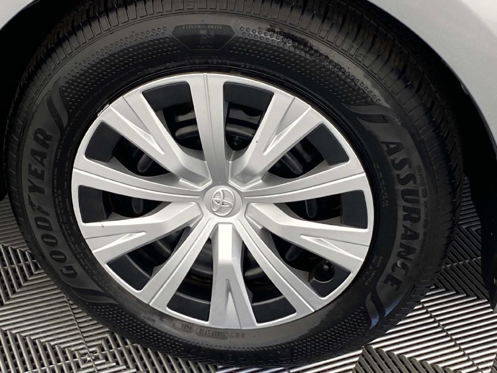 Used 2020 Silver Toyota LE image 28