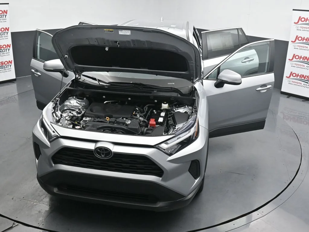 Used 2025 Silver Toyota LE image 40