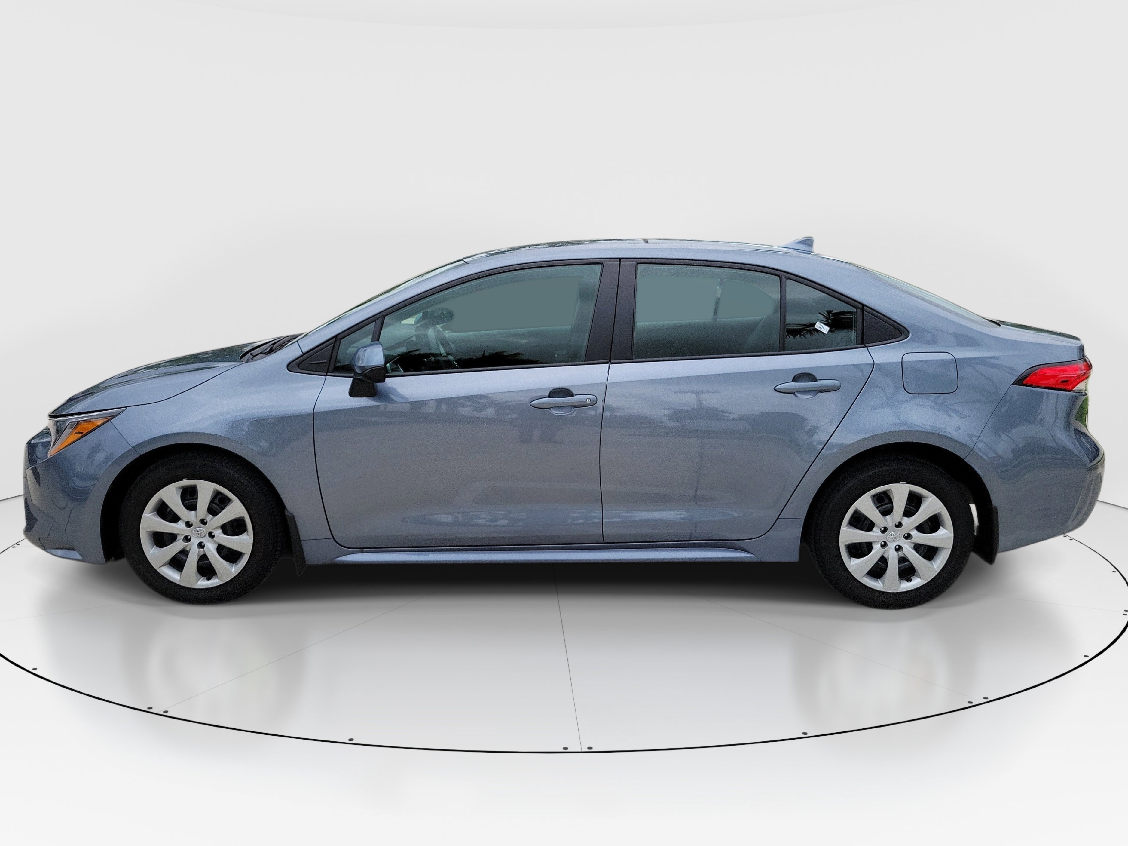 Used 2025 Celestite Toyota LE image 4
