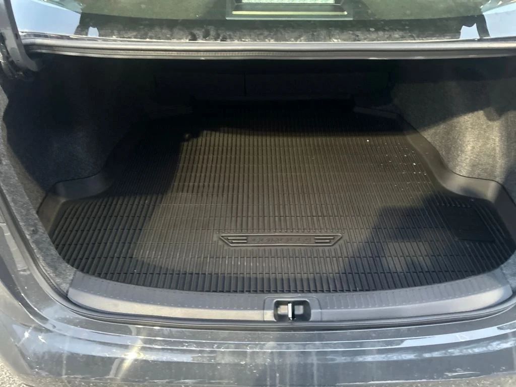 2026 Toyota Corolla LE - Photo 26