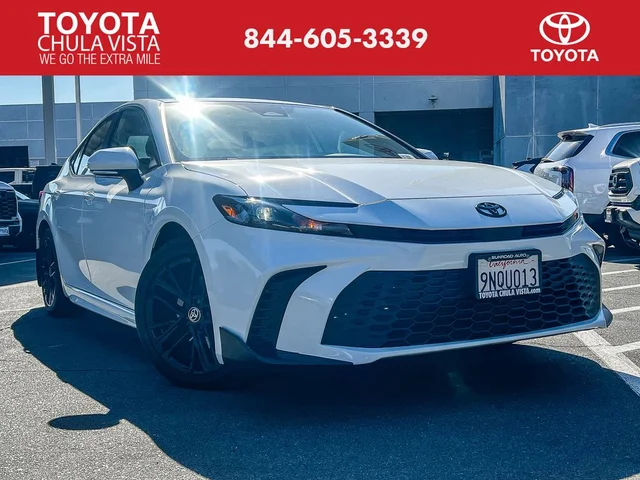 2025 Toyota Camry SE
