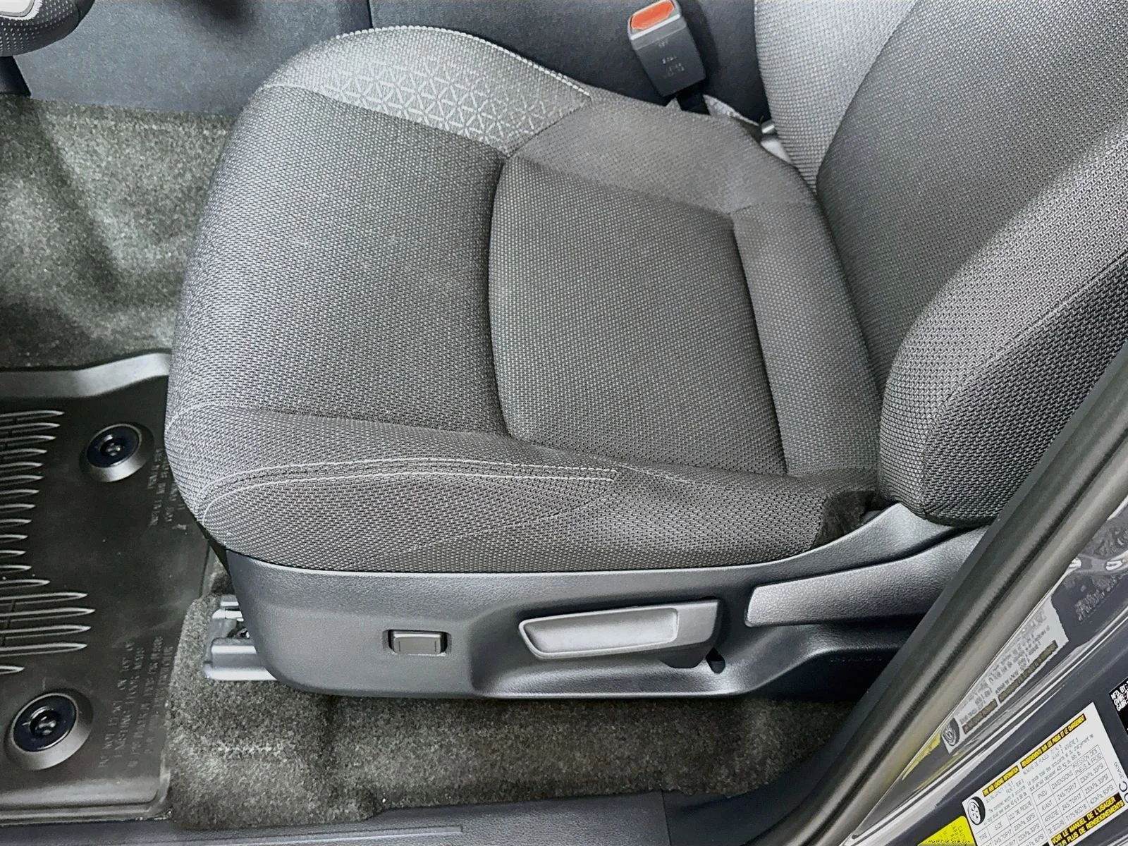 Certified Used 2025  Toyota SR5 image 16