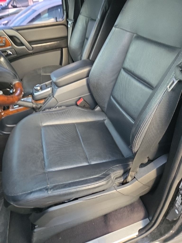 Used 2013 Black Mercedes-Benz G 550 image 3