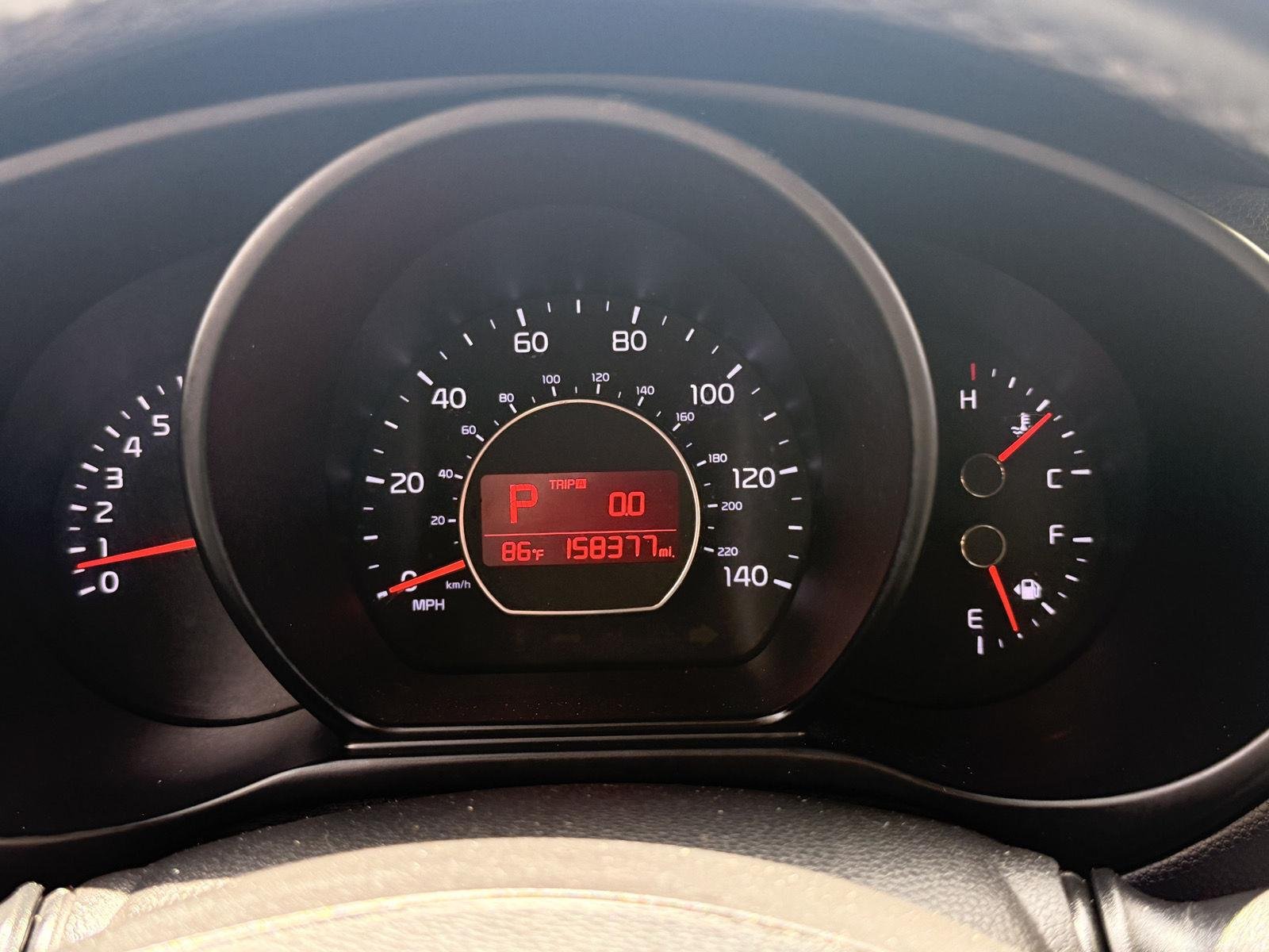 Used 2014 Shadow Black Kia ! image 30
