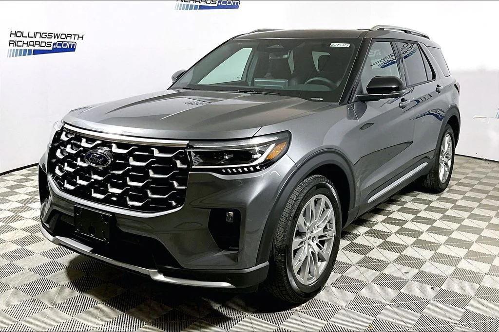 2026 Ford Explorer Platinum™