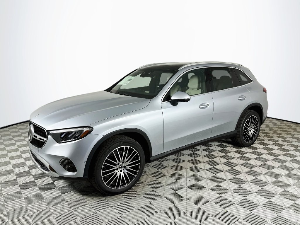 New 2027 Cirrus Silver Metallic Mercedes-Benz GLC 300 image 3