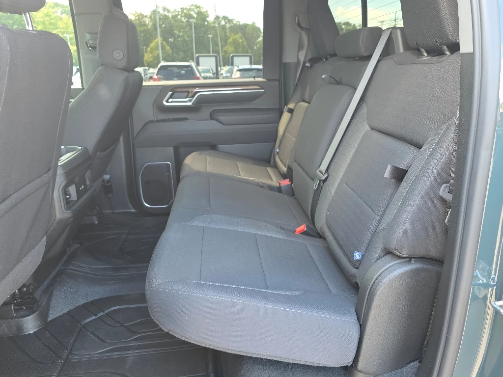 Used 2026 Cypress Gray Chevrolet LT image 28
