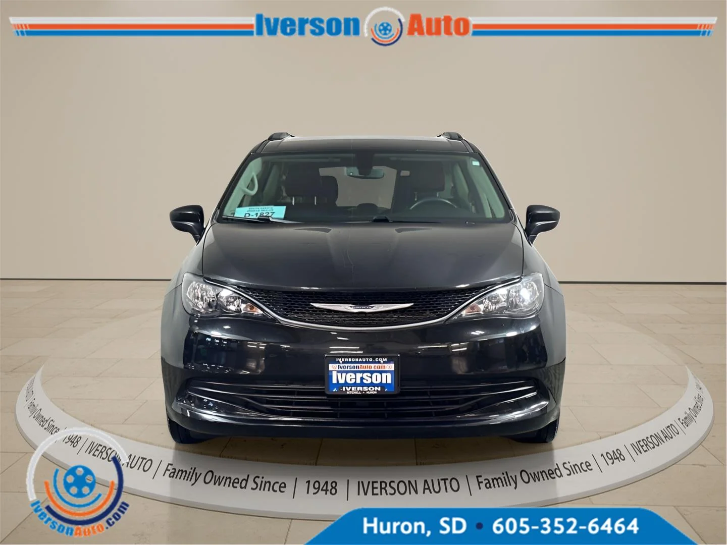 Used 2020 Brilliant Black Crystal Pearlcoat Chrysler LXI image 3