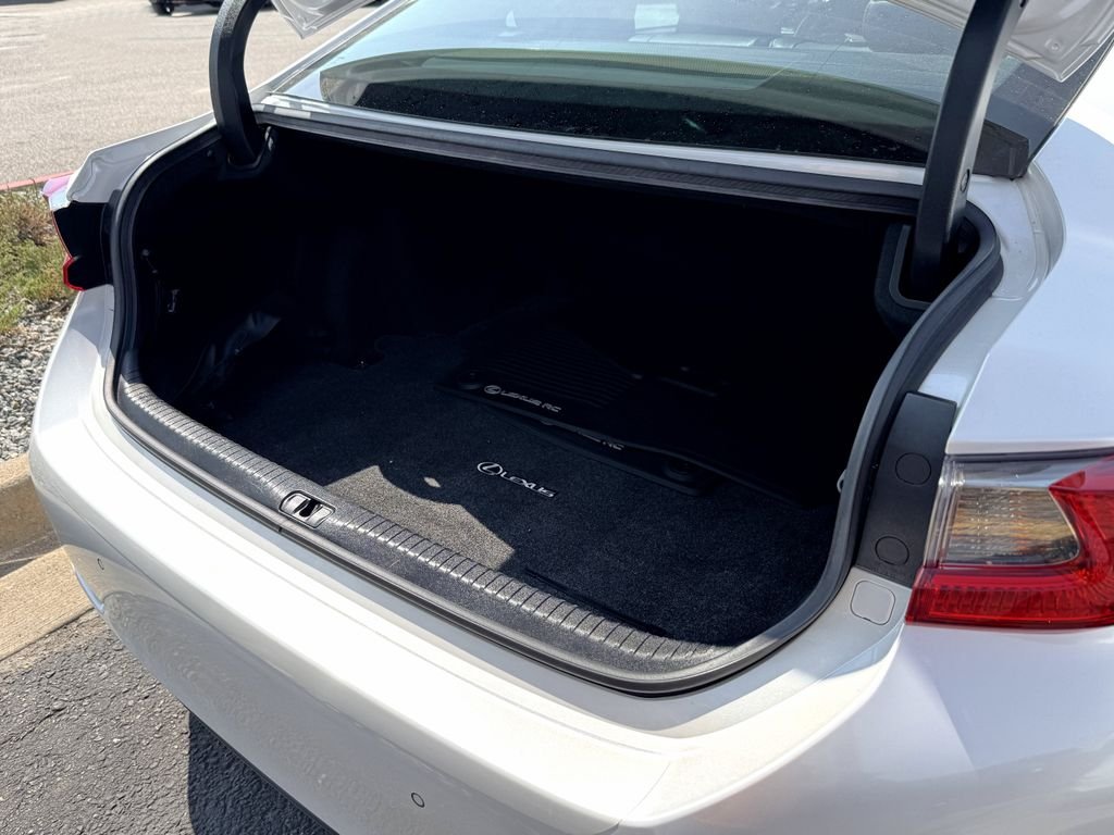 Used 2016 White Lexus 300 image 12