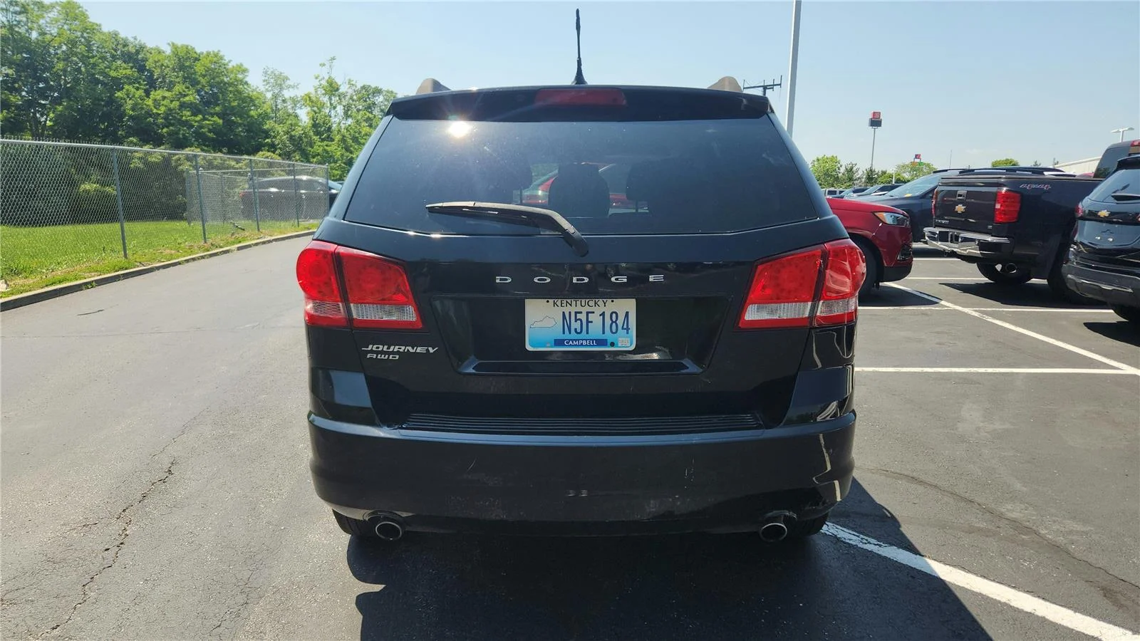 Used 2014 Pitch Black Clearcoat Dodge SE image 3