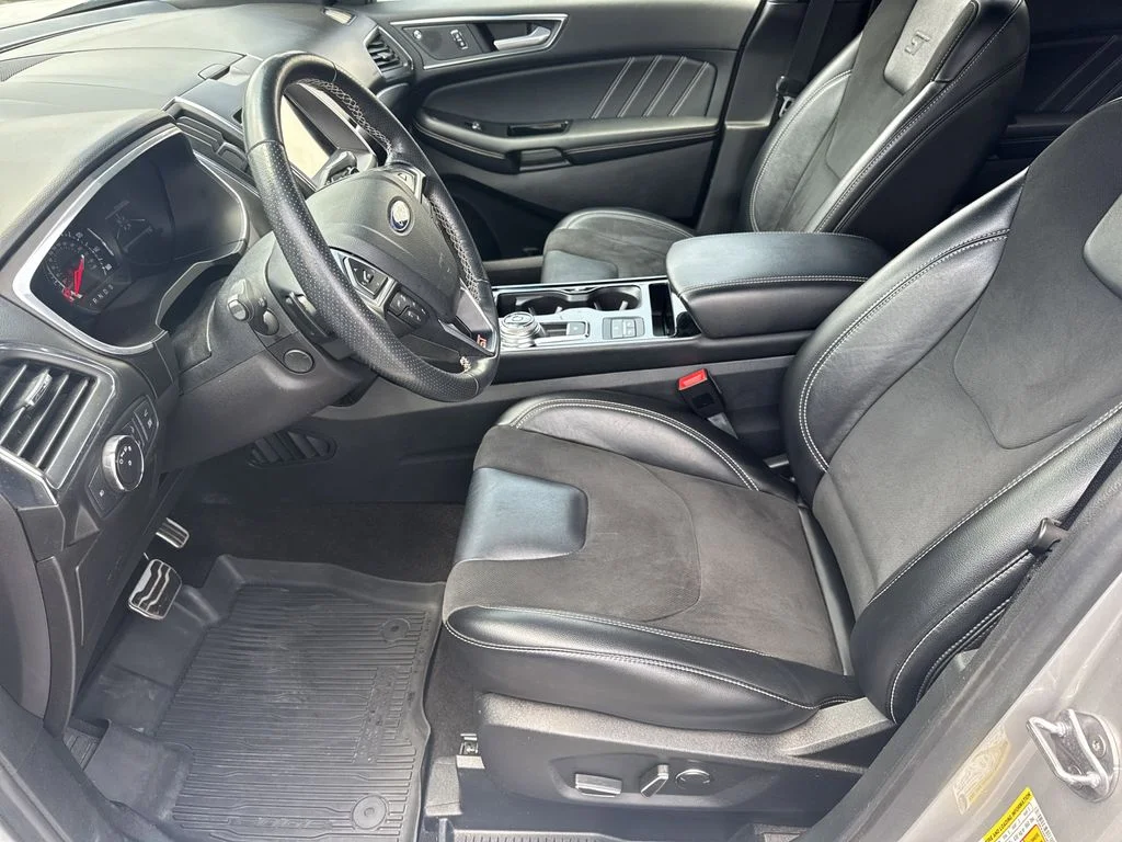 Used 2019 Silver Ford ST image 9
