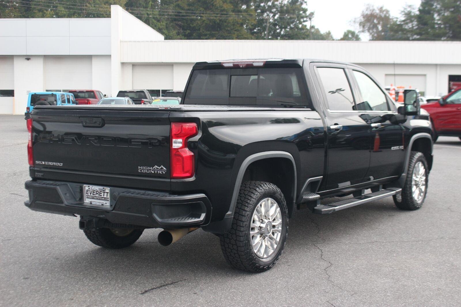 Used 2020 BLACK Chevrolet High Country image 7