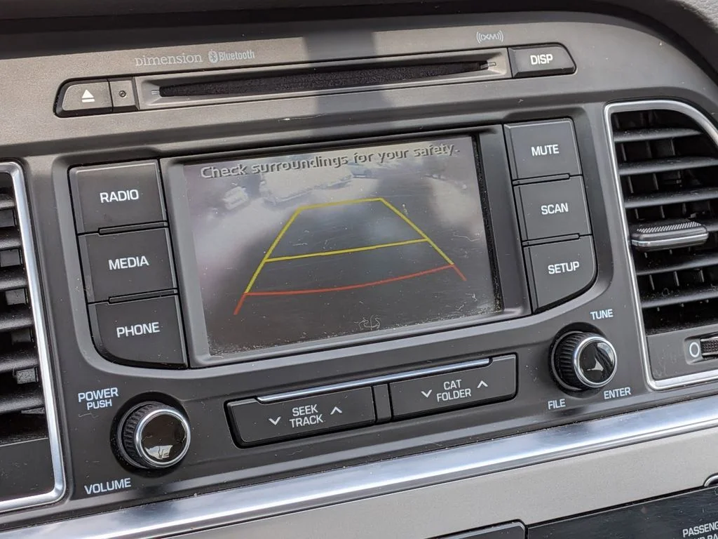 Used 2015 Gray Hyundai Limited image 18