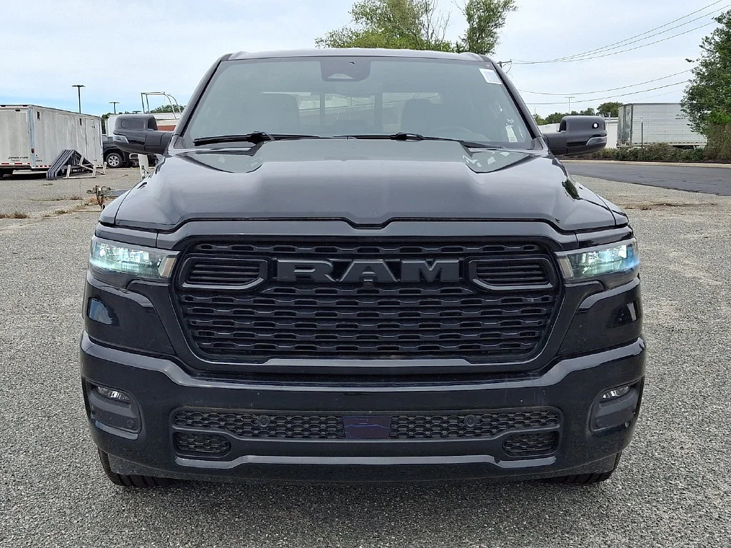 New 2026 Diamond Black Crystal Pearl-Coat Exterior Paint RAM Big Horn image 2