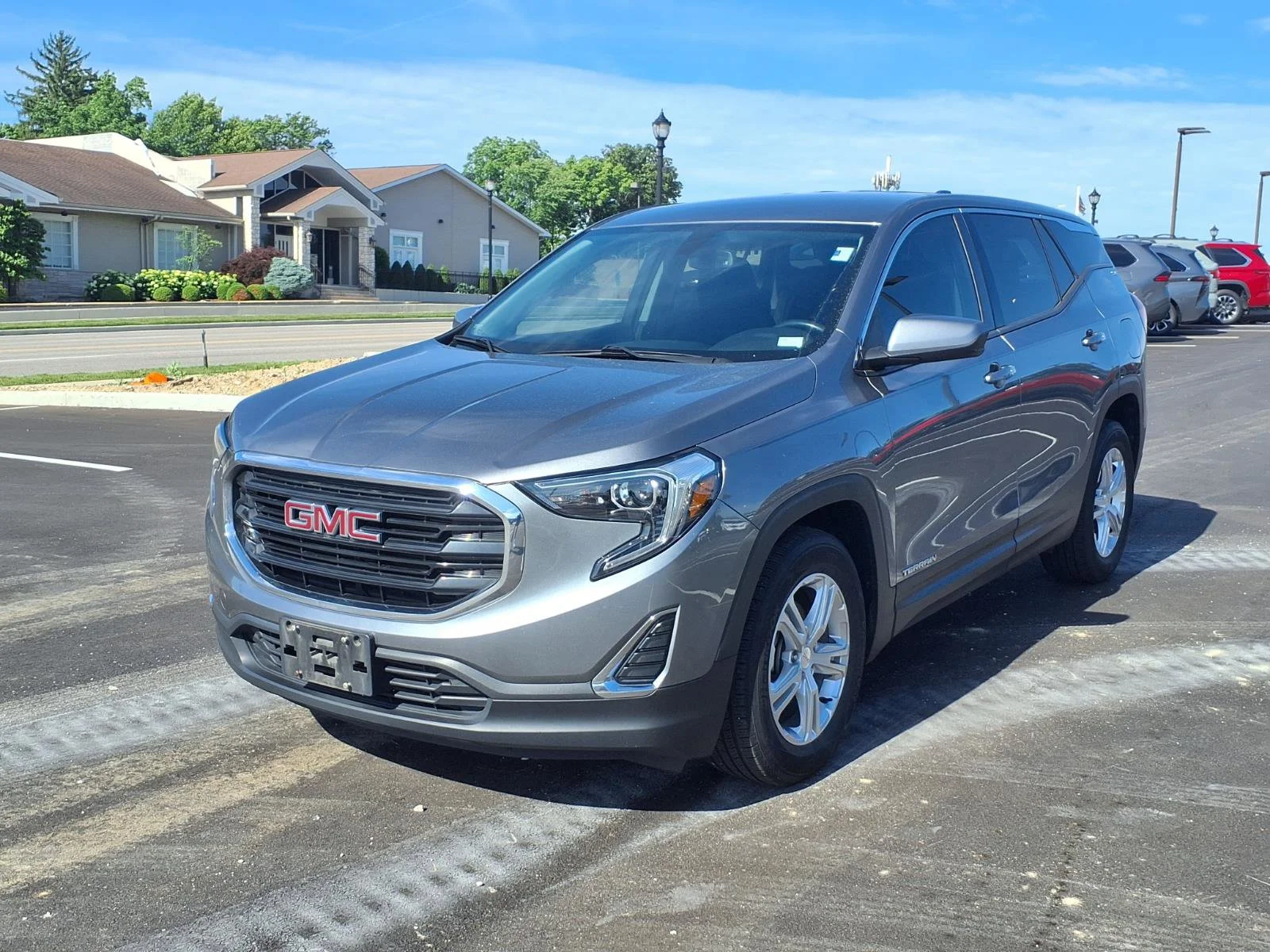 Used 2019 Satin Steel Metallic GMC SLE image 30