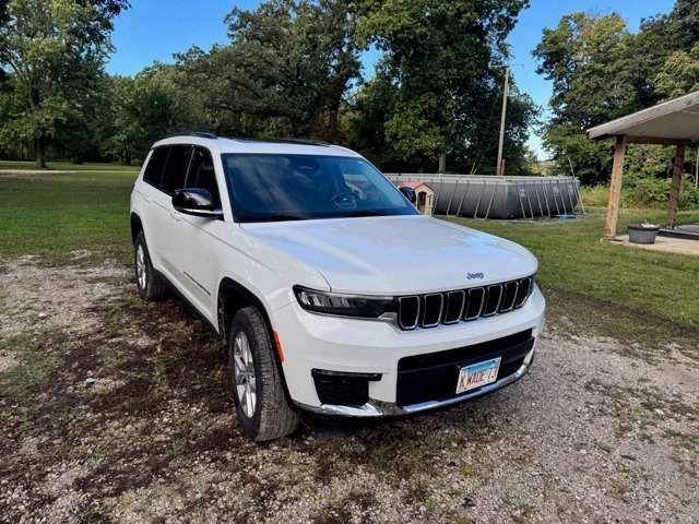 Used 2021 Bright White Clearcoat Jeep Limited image 2