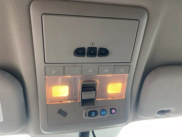 Used 2015 Red Chevrolet LT image 25